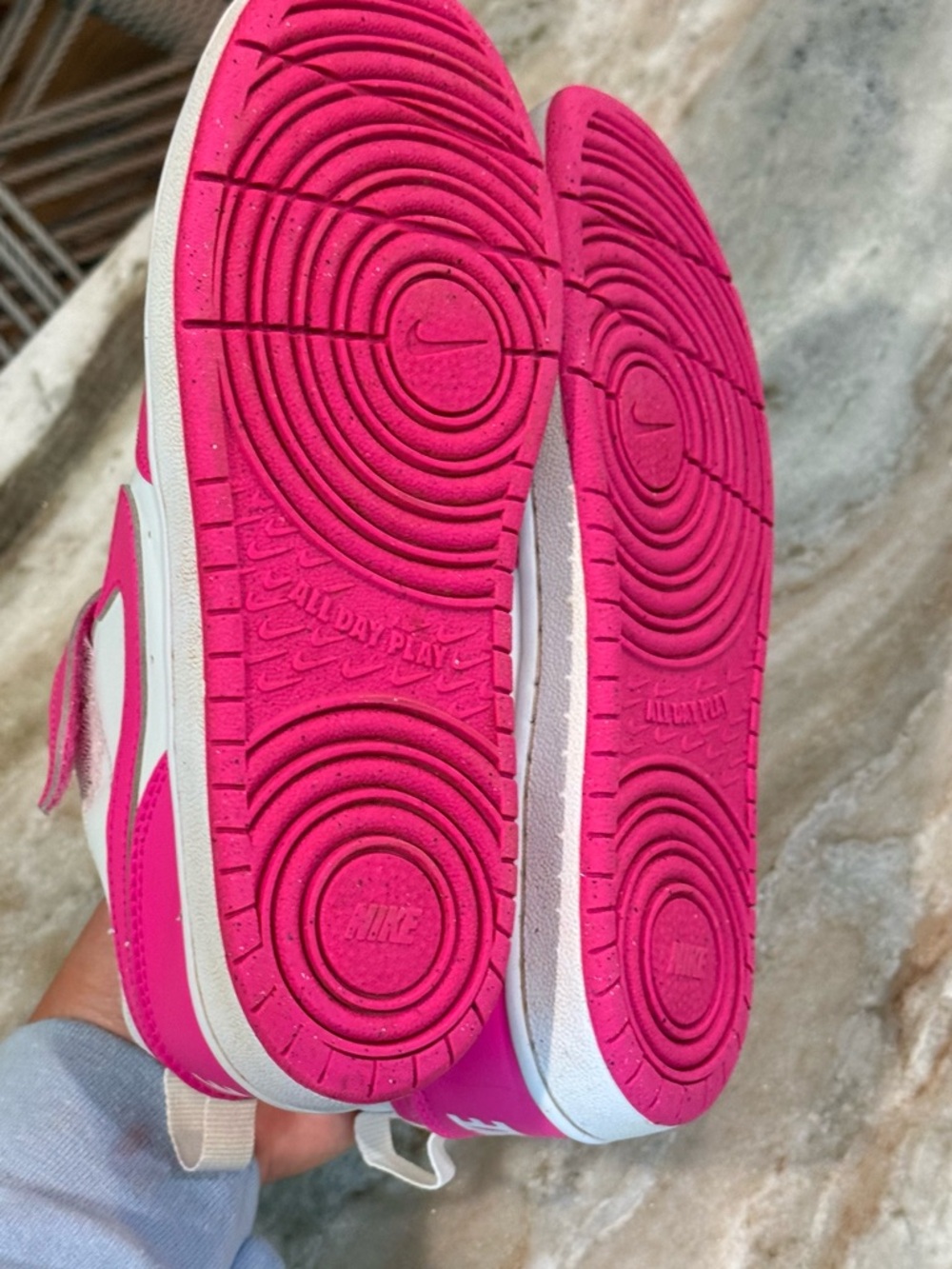 Girls NIKE Court Borough low hot pink sneakers- Size 3Y - Picture 7 of 8
